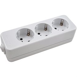 BASE 3 TOMAS C/T/T 16AMP 09084 