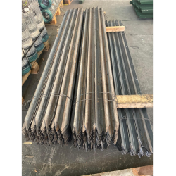 PIQUETA ANGULO 40mm 140  5 TALADROS 